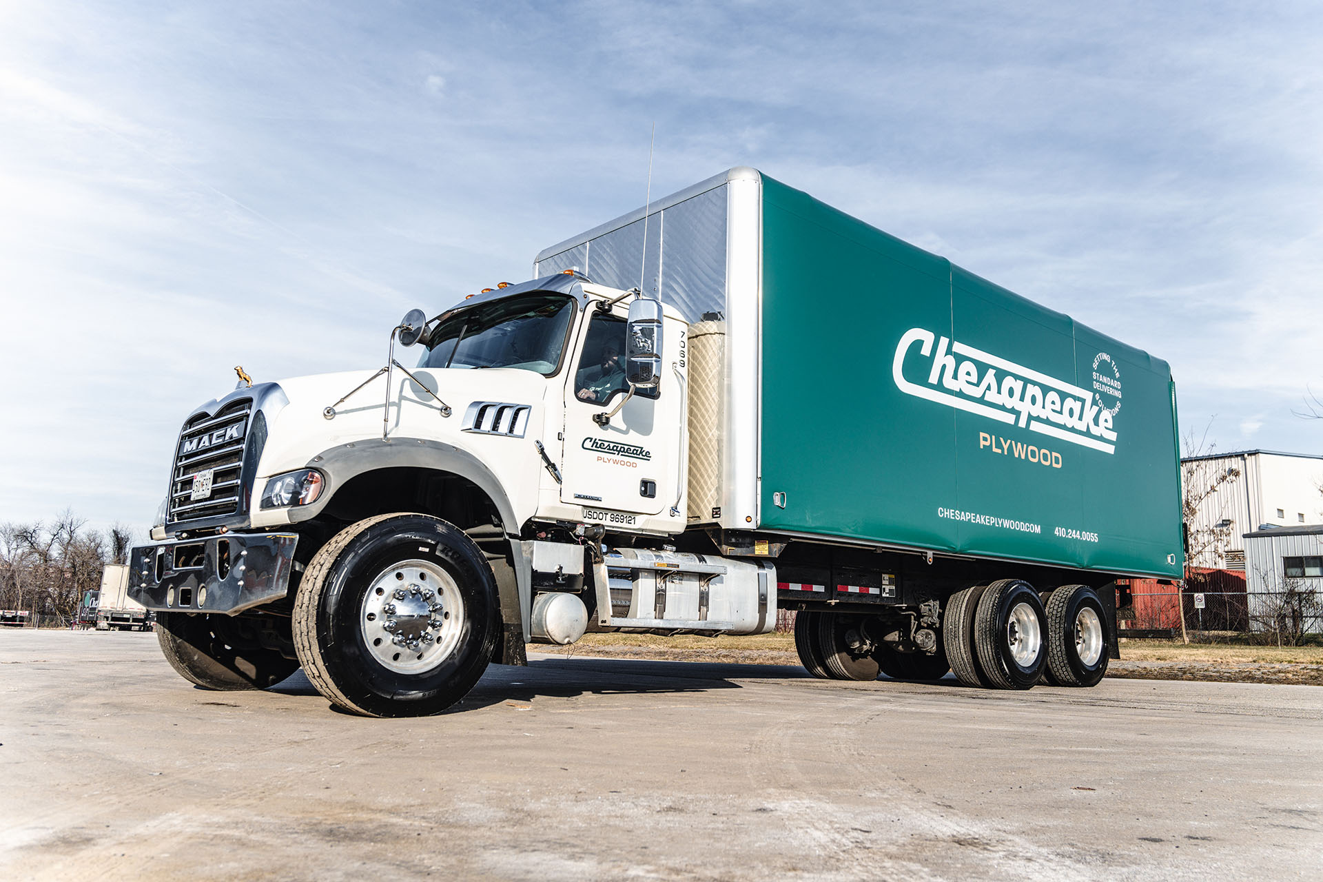 chesapeake truck in yard